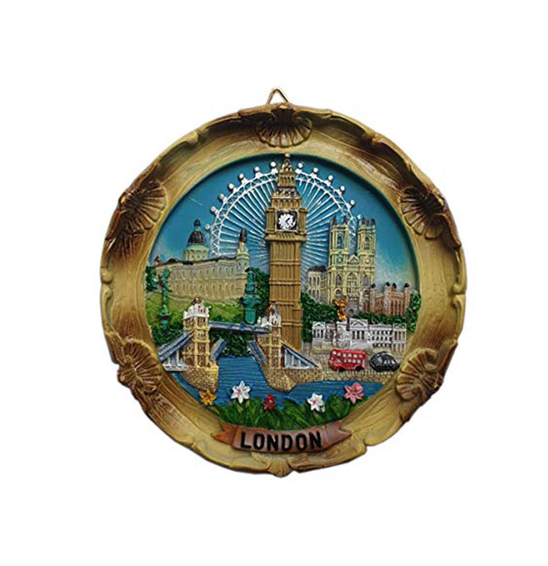 Wood Style Decorative Plate Detailing London Skyline: Big Ben, Tower Bridge and London Eye etc (Small Ornate)